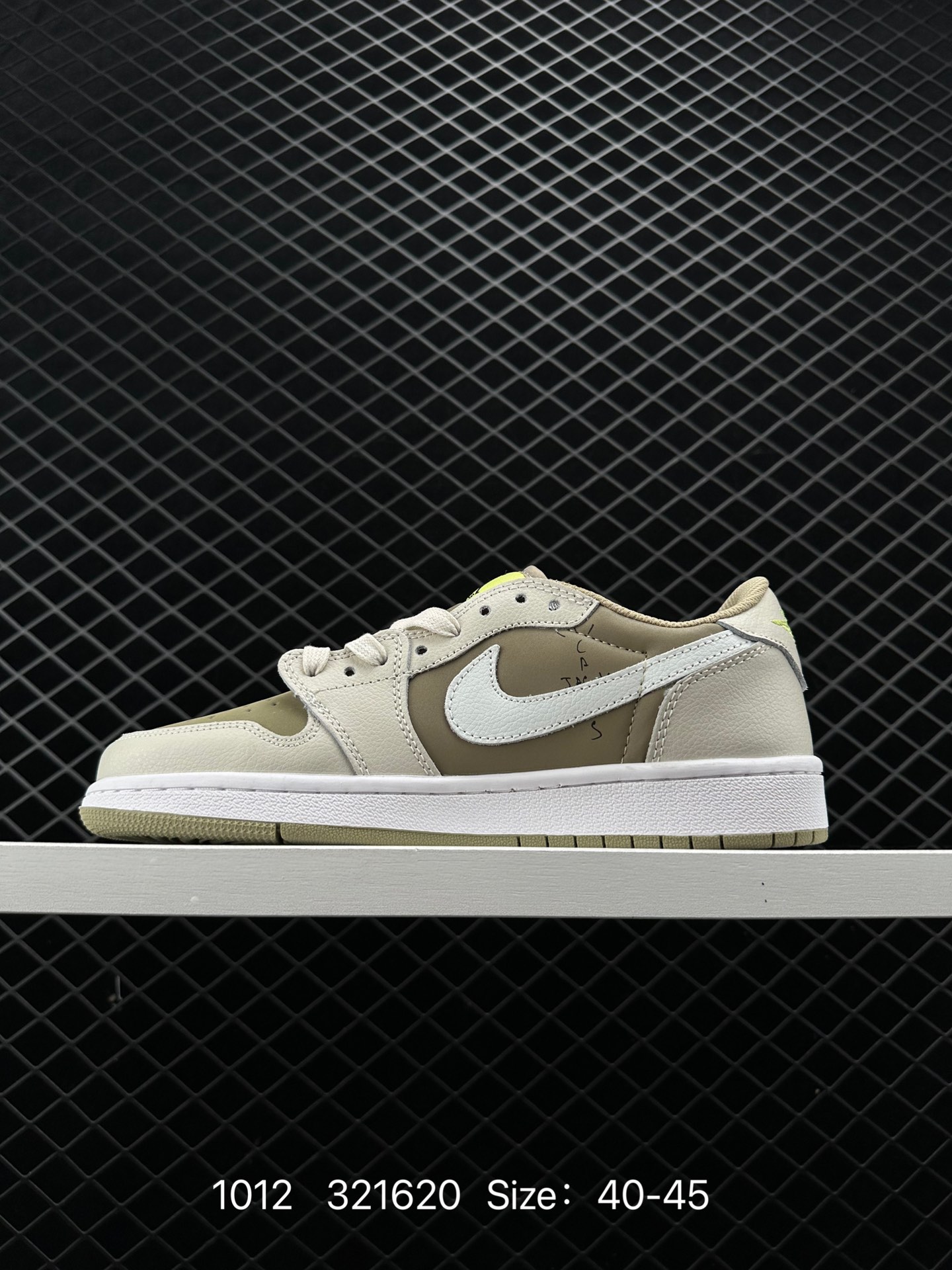 Travis Scott x Air Jordan 1 Low Golf